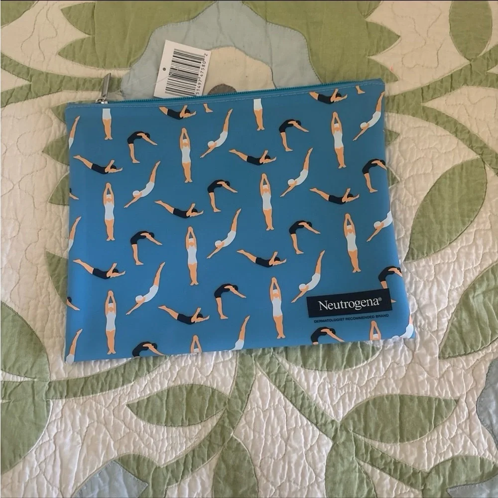 Neutrogena Inflatable Pool Raft and Waterproof Pouch NWT - Picture 4 of 5